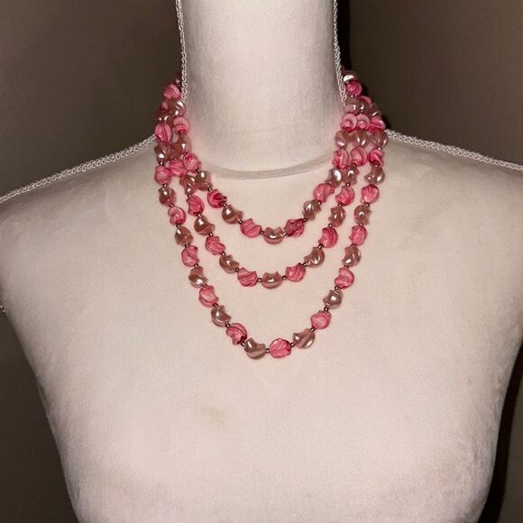 Three Strand Pink Stone Necklace! - Picture 1 of 7